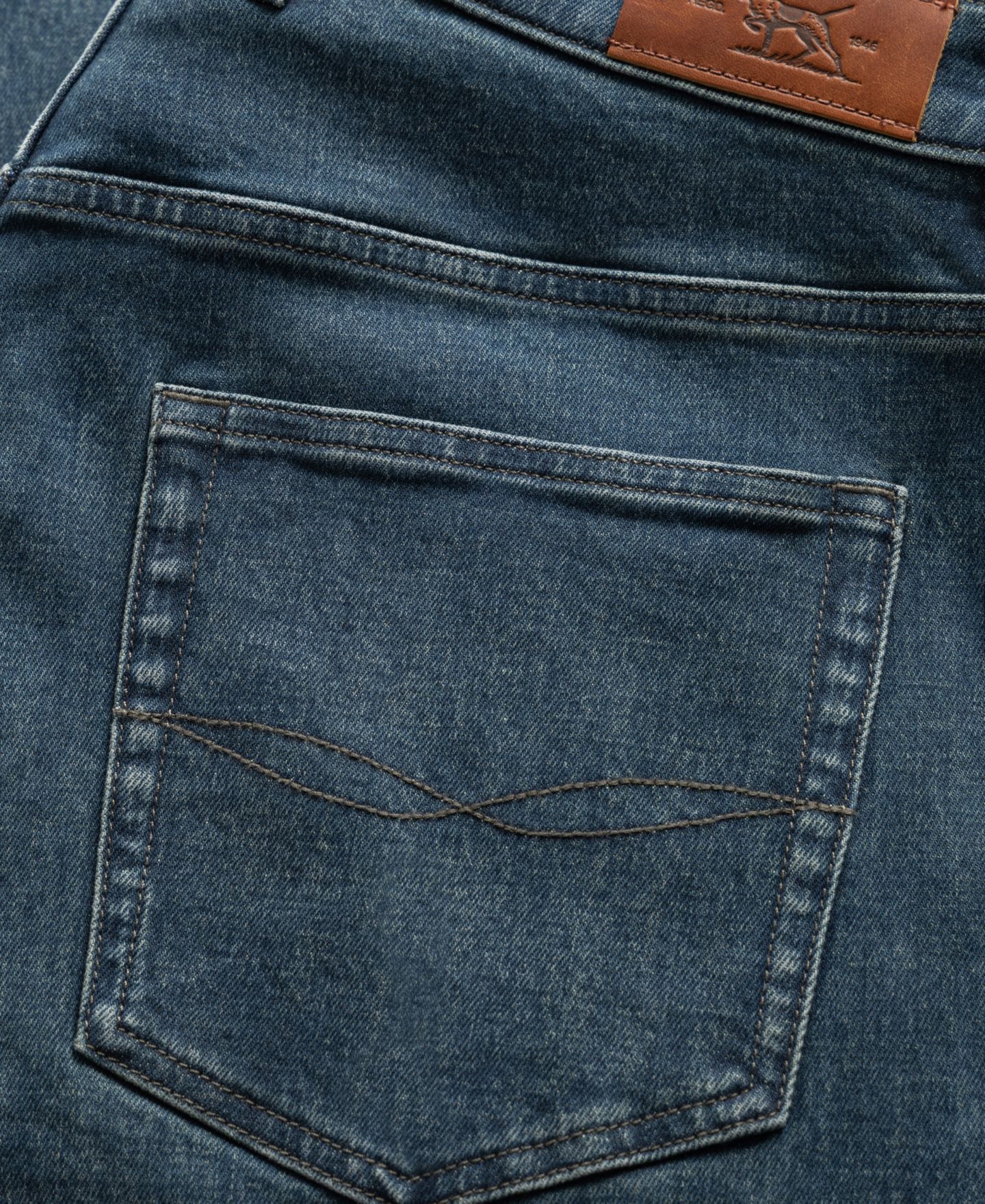 Мужские джинсы Rodd & Gunn Kurow Relaxed Denim Jeans, цвет: Синий — фото 5
