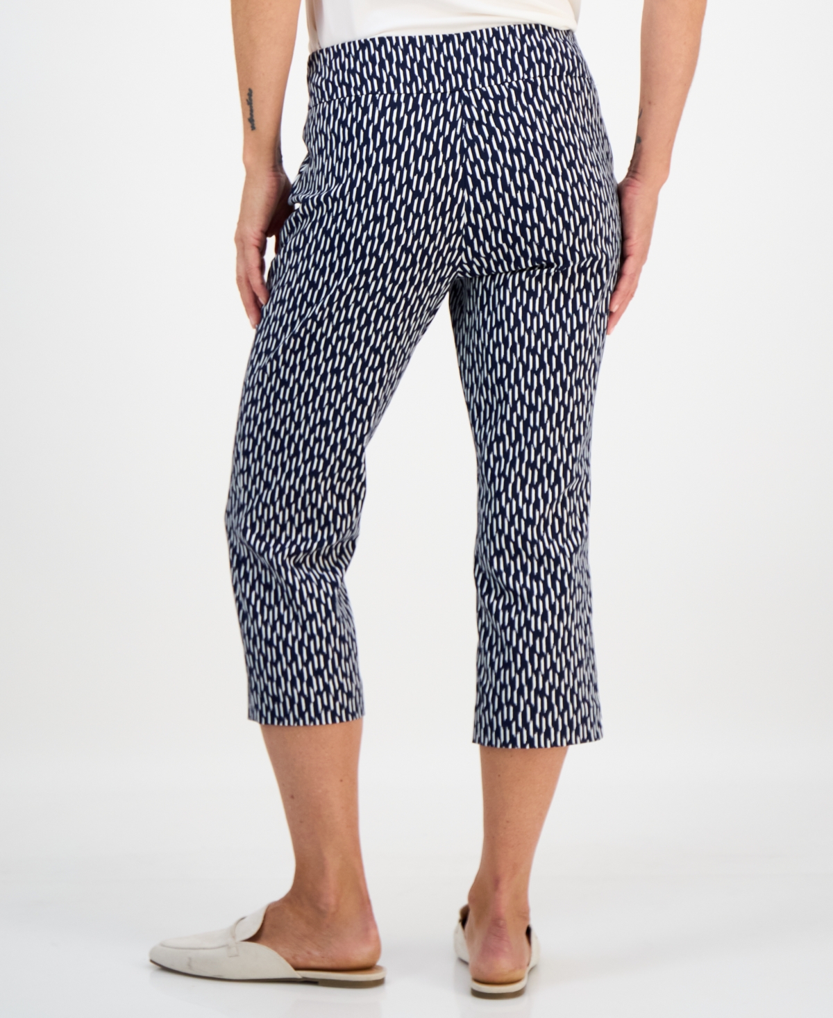 Jm Collection Petite Printed Pull-on Capri Pants, Macy's Exclusive In Blue