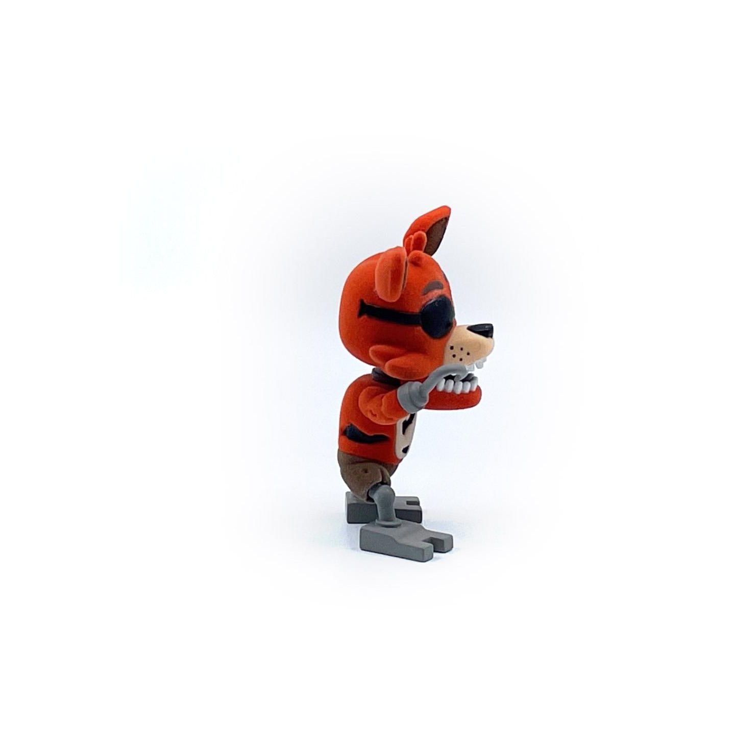 Детская фигурка Youtooz Five Nights at Freddy's Collection Flocked Foxy Vinyl Figure — фото 3
