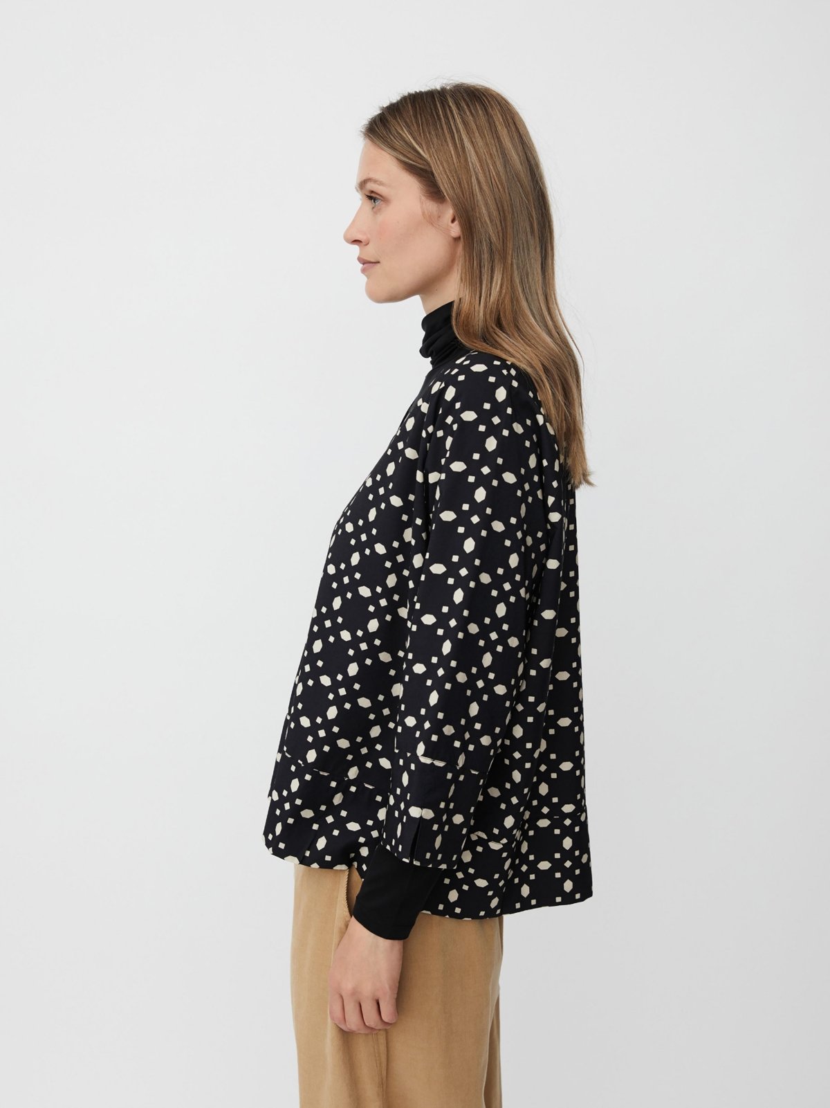 Masai Copenhagen Women's MaBenika 3/4 Sleeve V-Neck Blouse