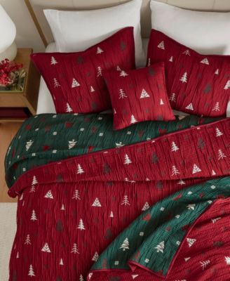 Winter Holiday Reversible 3-Pc. Coverlet Set, Queen