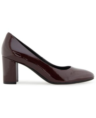 Women's Betsy Pumps