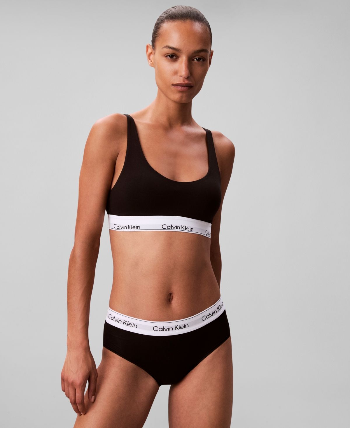 Calvin Klein Women's Flexible-Fit Full Coverage Bralette