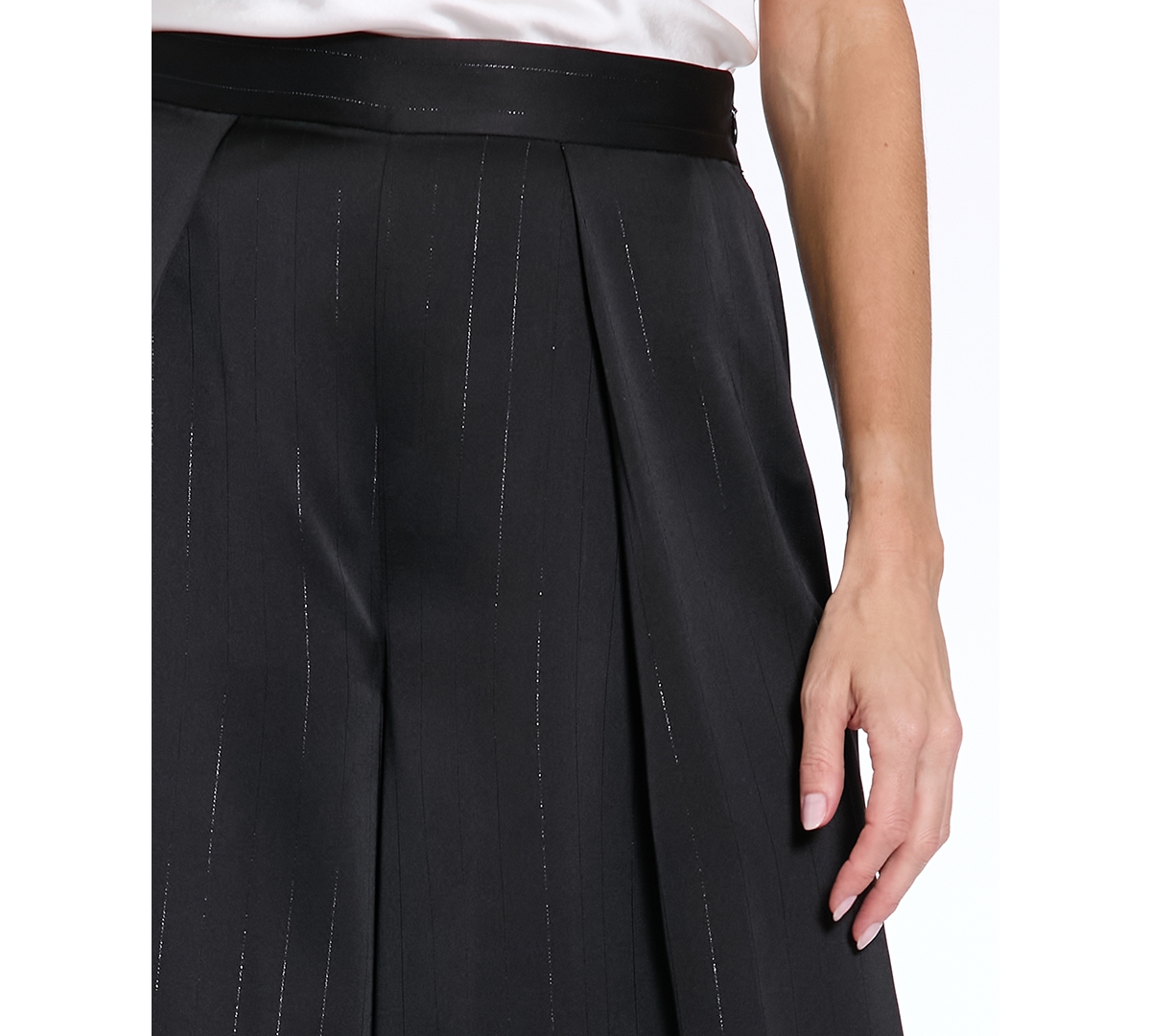 Muse Women's High Rise Pull-on Pants In Black