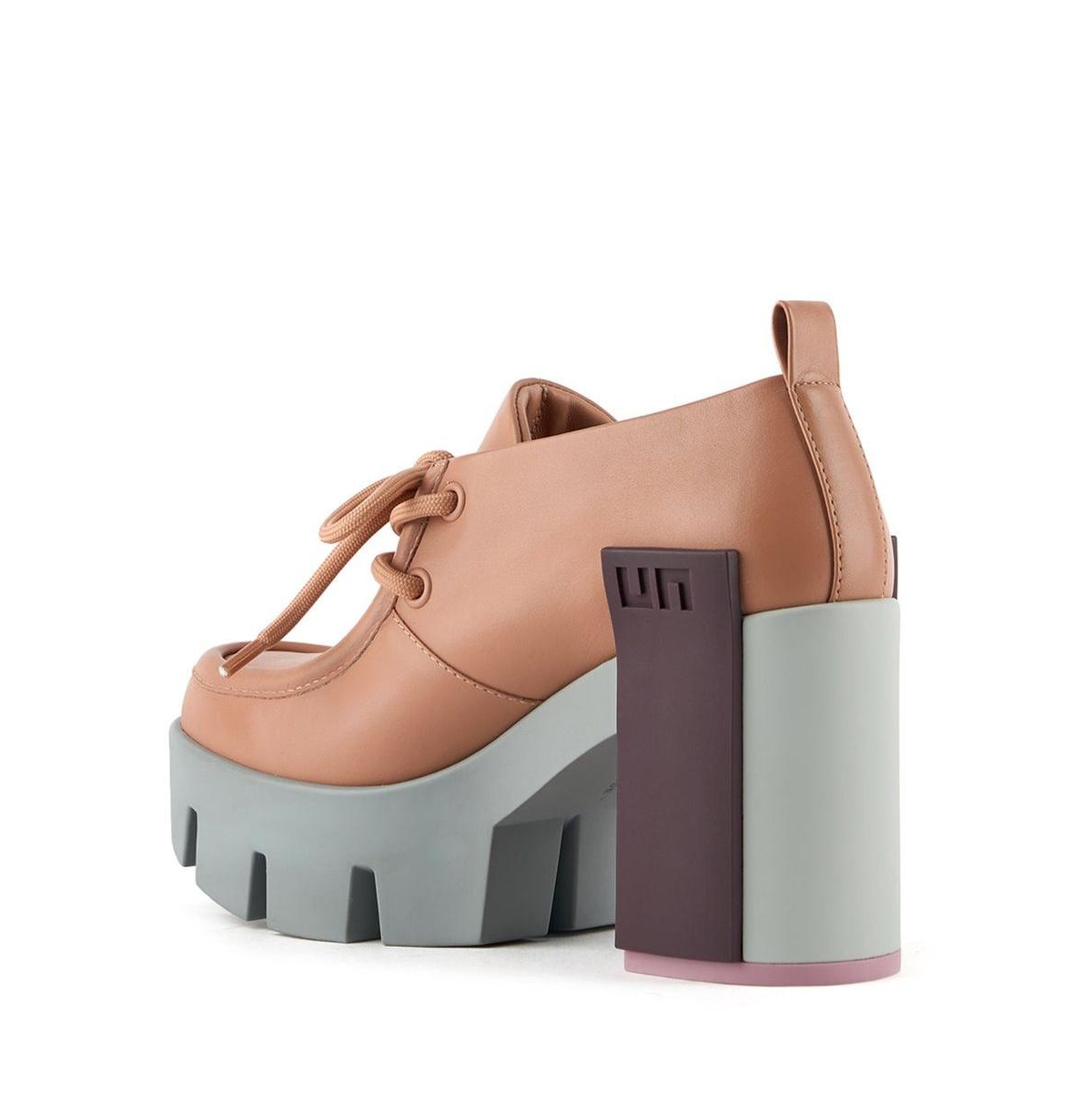 United Nude Womens Grip Moc Mid