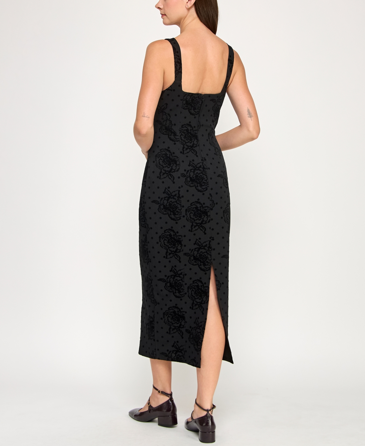 Row A Women's Sleeveless Flocked Dress