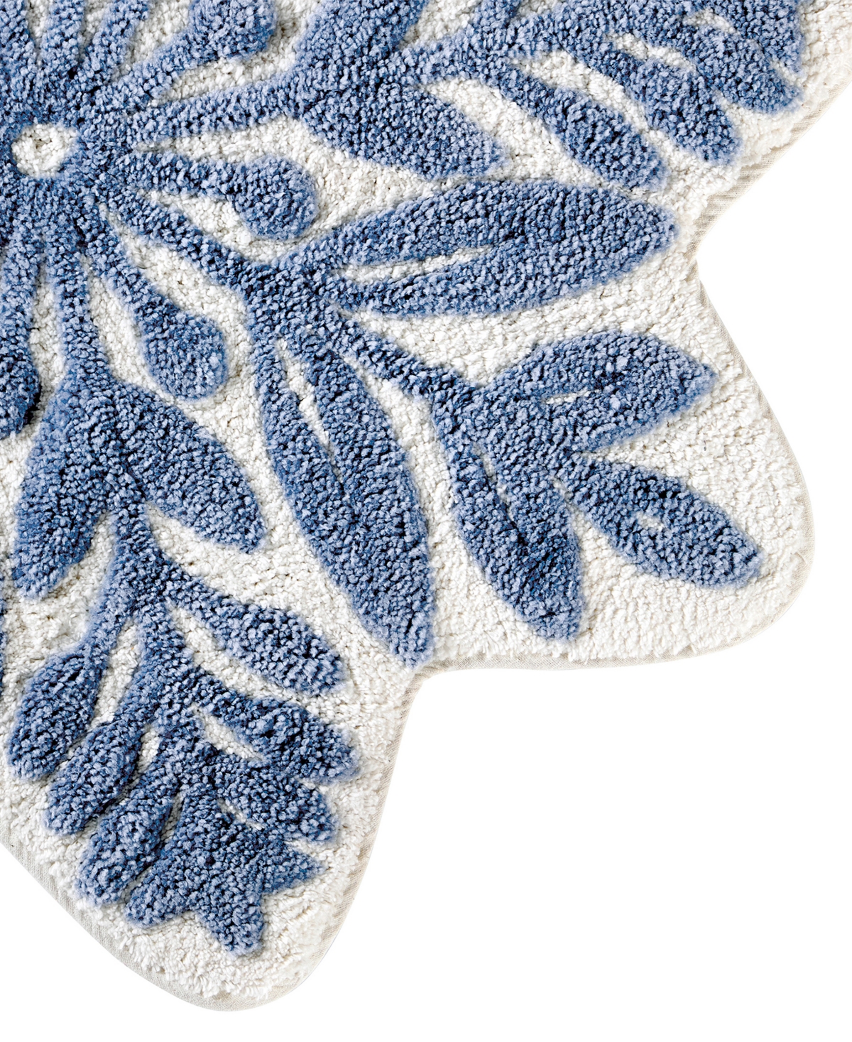 Hallmark Snowflake Shaped Tufted Holiday Bath Rug, 30" Novelty