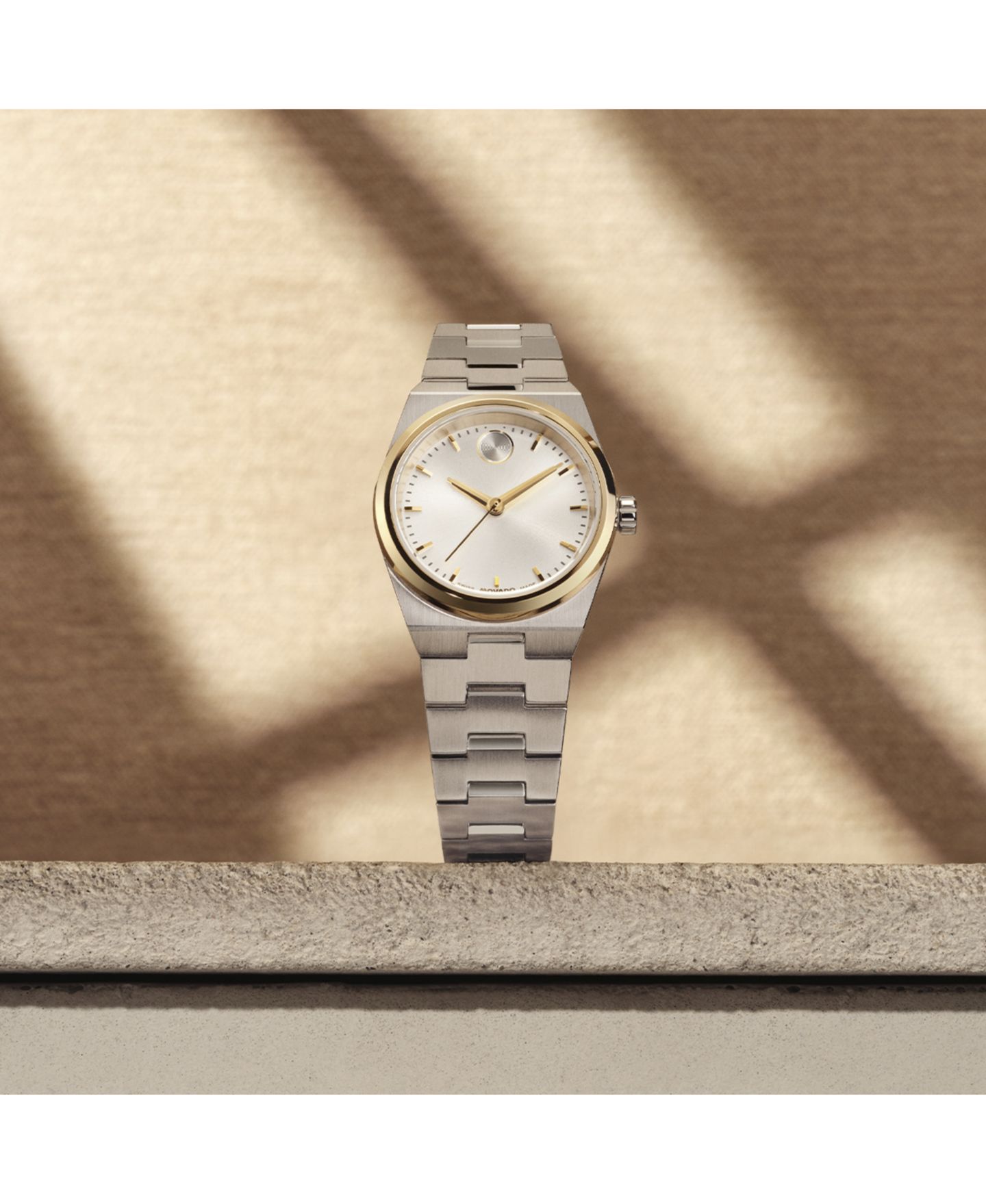 Женские часы Movado Bold Quest Mini на стальном браслете 28мм — фото 3