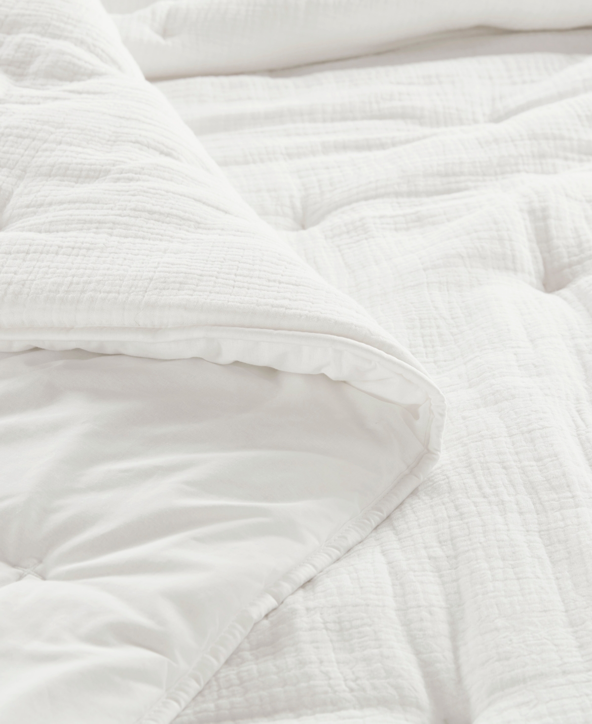 Harbor House Breeze Cotton Embroidered 3-pc. Quilt Set, King In White