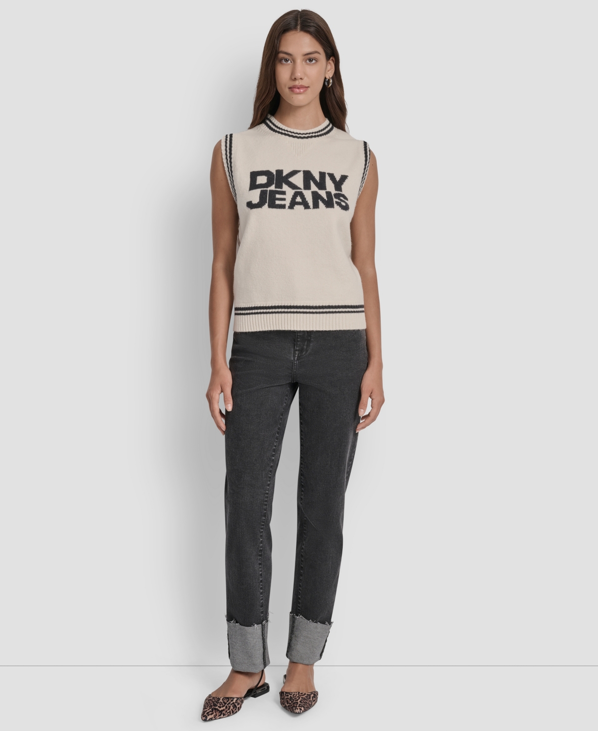 Dkny Jeans Women's Logo Detail Sleeveless Sweater In Neutral