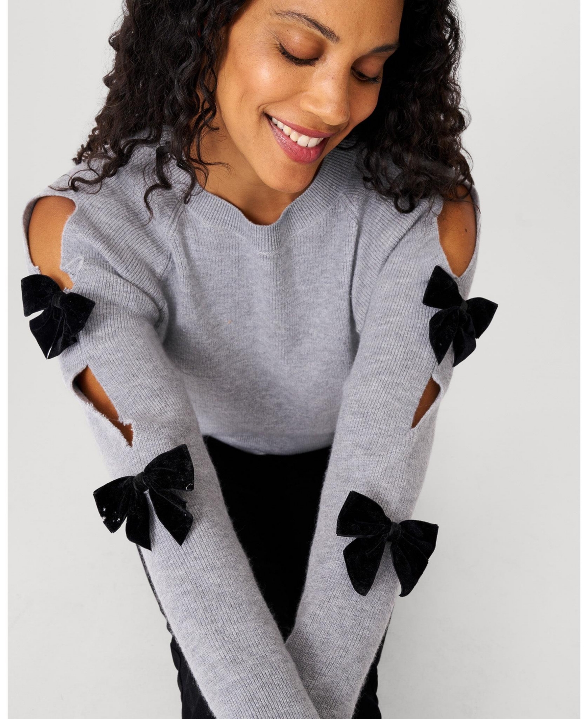 Cable & Gauge Bow Cut Out Sleeve Sweater