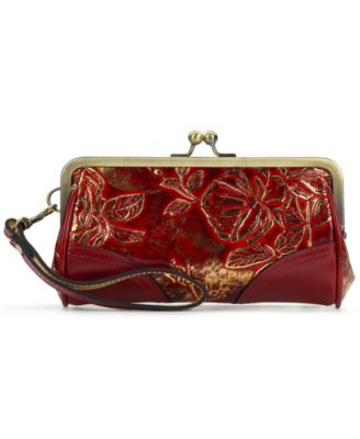 Renna Bark Leaves Wristlet
