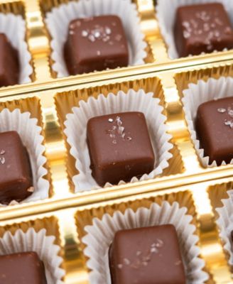 Sea Salted Caramel Gift Box Dark & Milk Chocolate, 18 Pieces