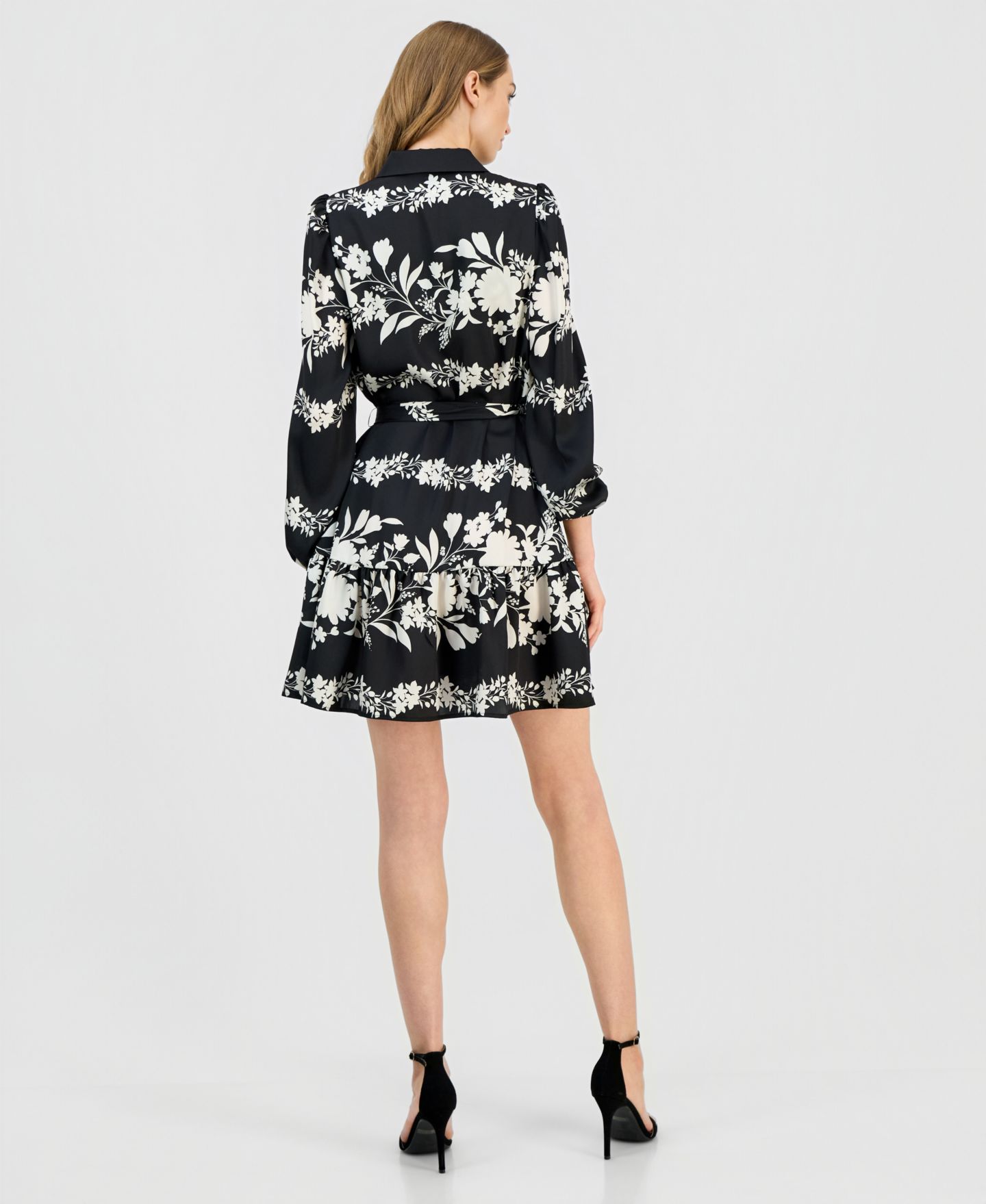 Женское платье Anne Klein Floral Tiered-Hem Shirtdress, цвет: Чёрный разноцветный — фото 3