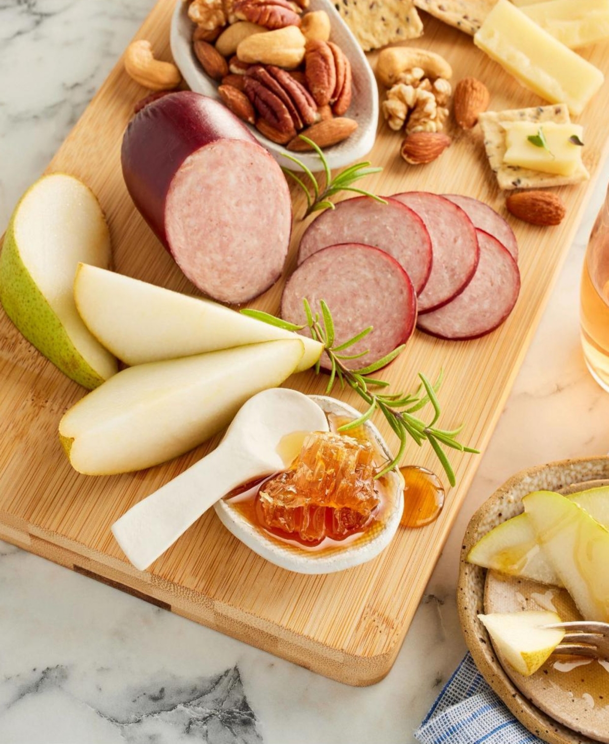 Harry & David Deluxe Meat and Cheese Gift Box