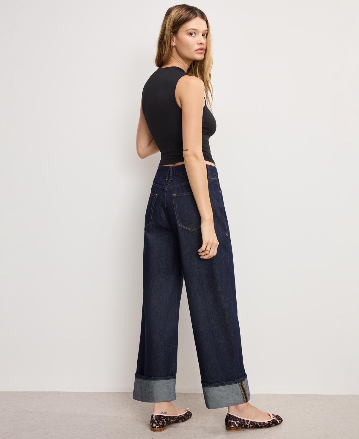 Good American Good Standard Baggy Cuffed Jeans Indigo1006 In Blue
