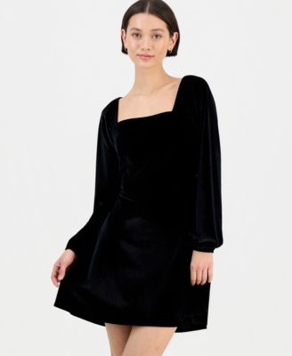 Juniors' Long-Sleeve Velour Square-Neck Mini Dress