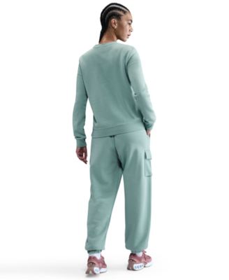 Sportswear Club Fleece Women's Mid-Rise Oversized Cargo Sweatpants