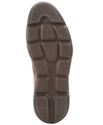 Men's Larkin Round-Toe Chukka Boots