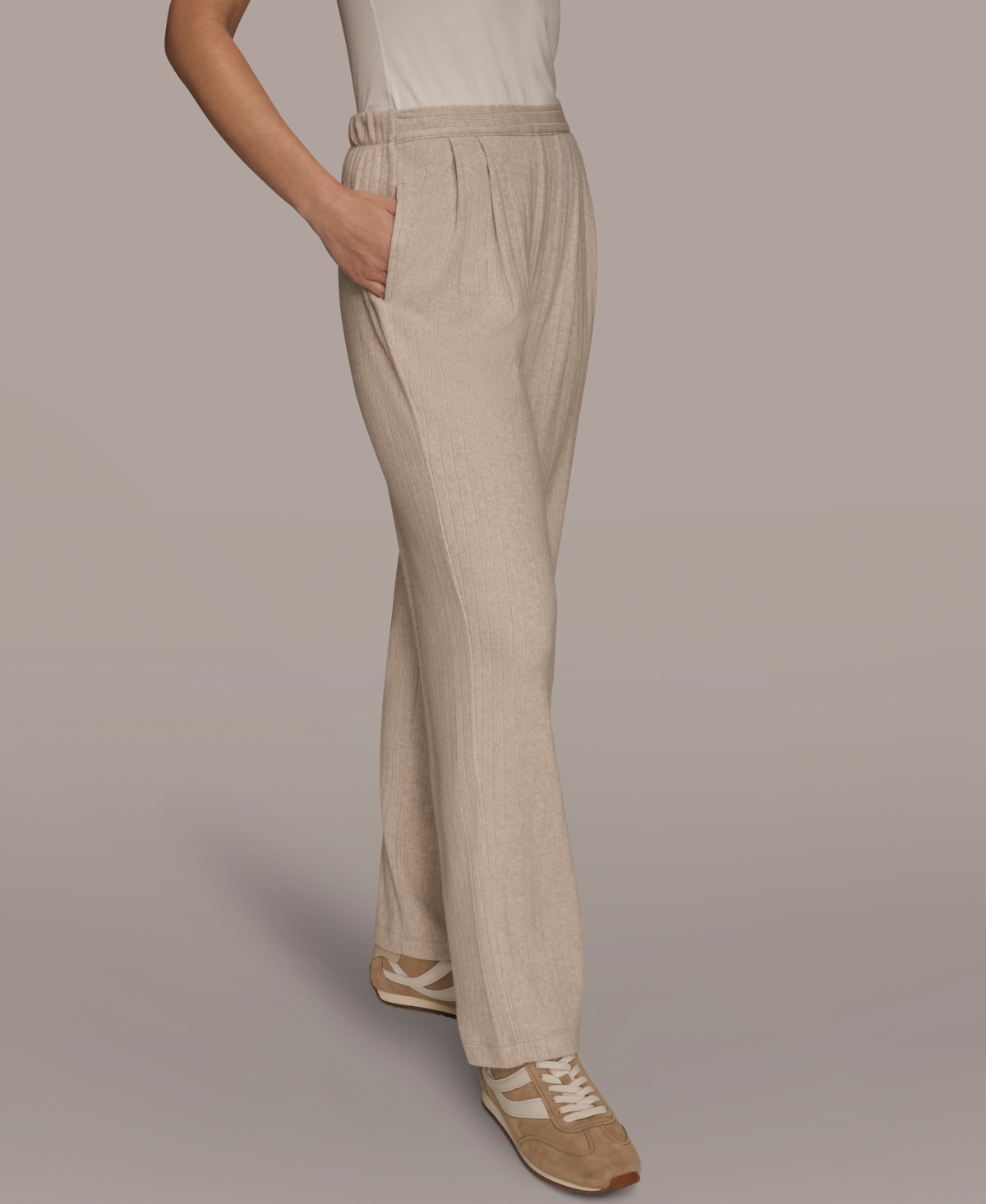 Donna Karan Weekend Women's Pull-on Pleated Pants