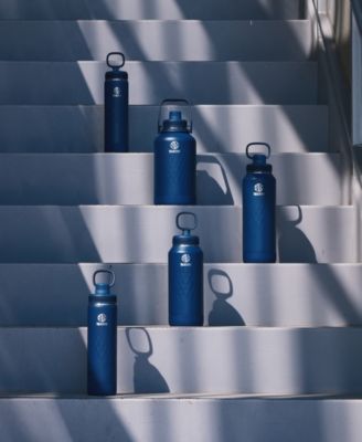 Sport 22 oz. Triple-Insulated Water Bottle with Spout Lid