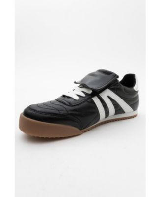 Bria Sneakers (Women)