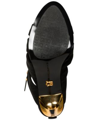 Synnove T Strap Sandals