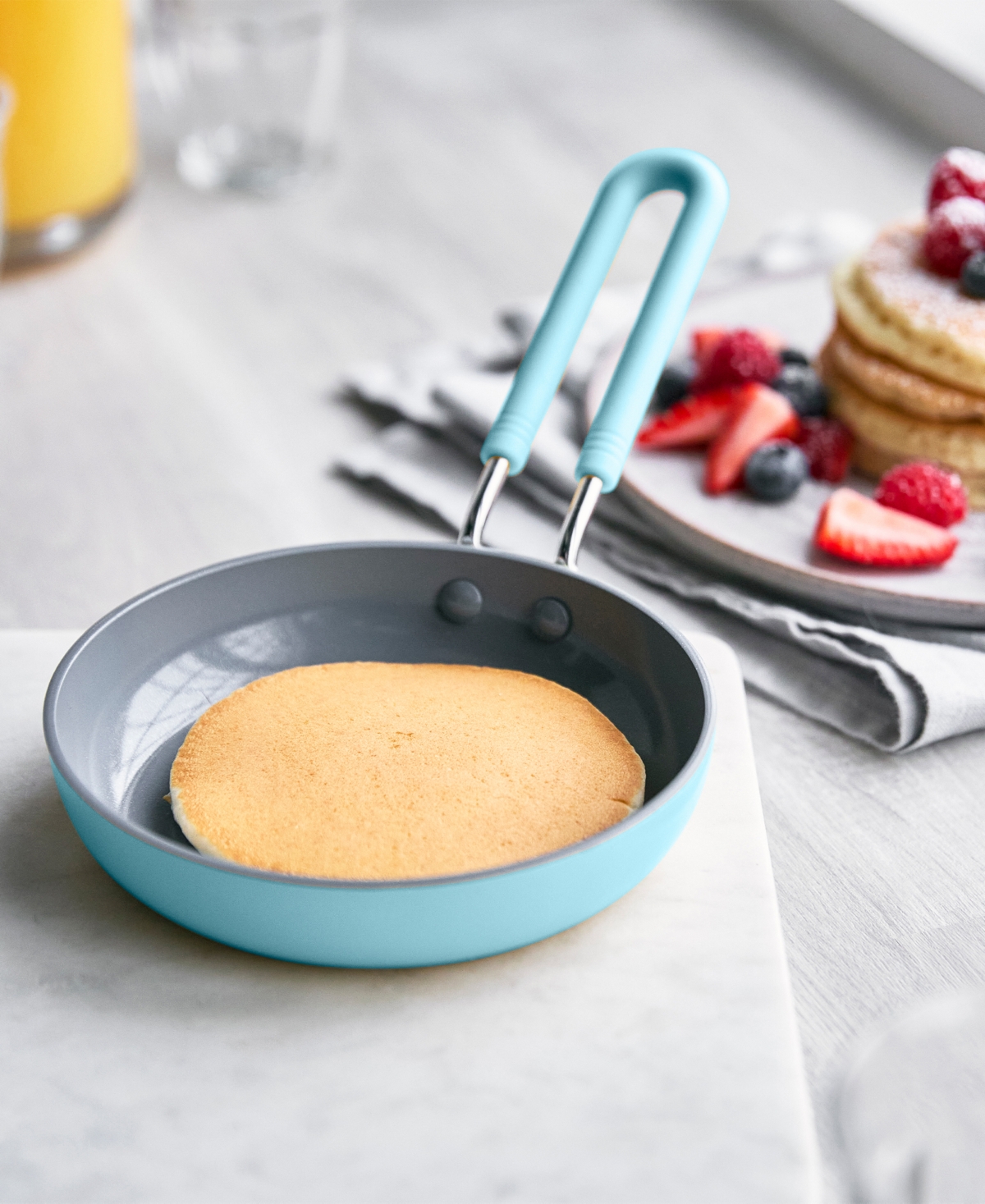 GreenPan Mini Healthy Ceramic Nonstick 5" Round Egg Pan