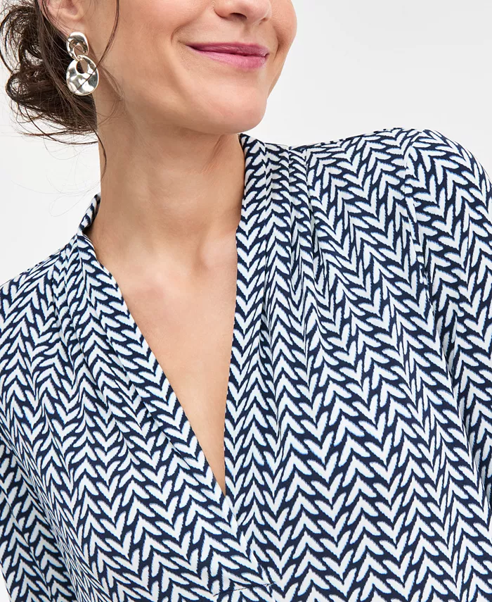 Women's Printed 3/4 Sleeve V-Neck Knit Top - thumbnail 3