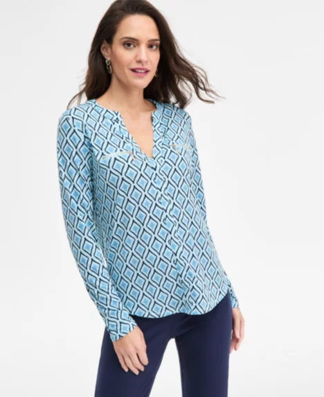 Petite Chloe Tile Long-Sleeve Zipper V-Neck Top - Soft Sky Blue Combo