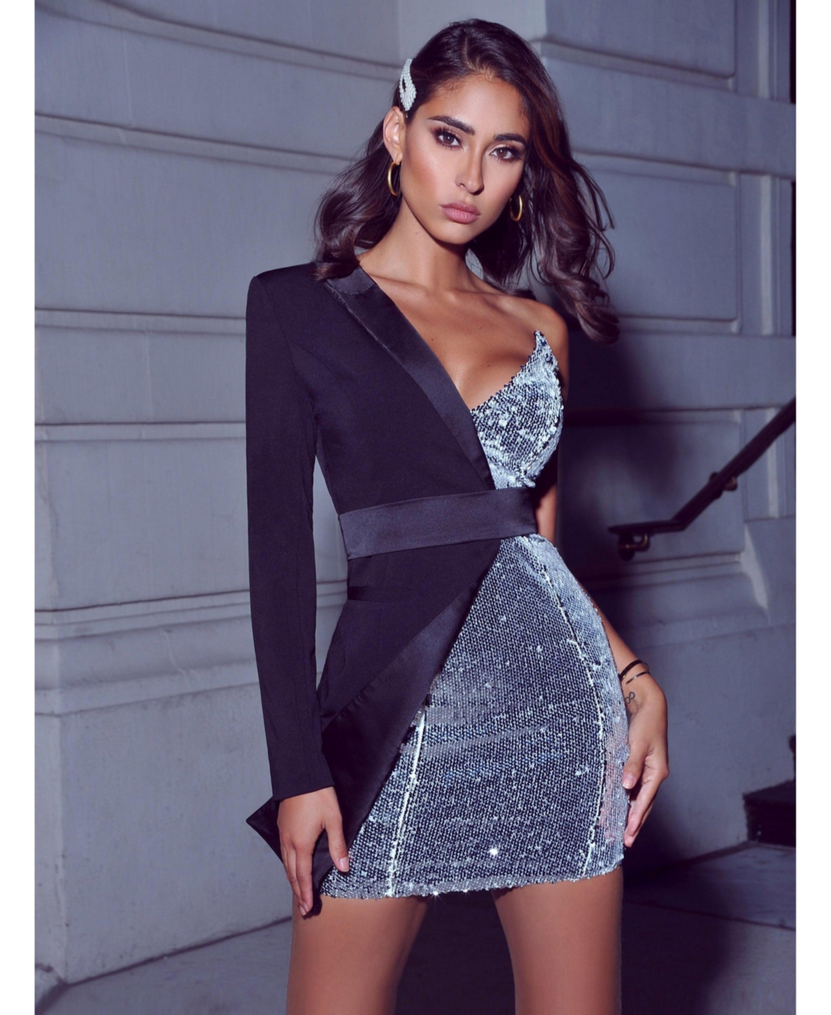 Miss Circle Women's Silver Night Sequin Crepe Tuxedo Blazer Dress