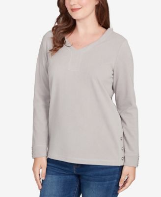 Petite Luxe Rib V-Neck Button Accent Knit Top