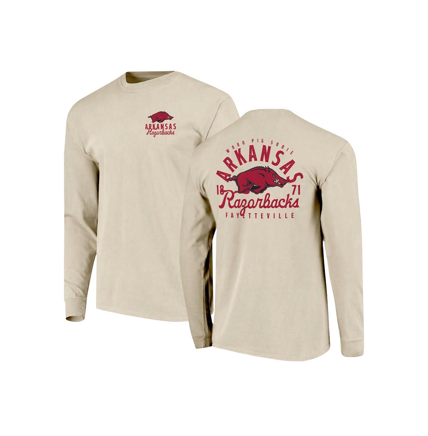 Мужская футболка Image One Natural Arkansas Razorbacks Comfort Colors Mascot Overlay Long Sleeve — фото 1