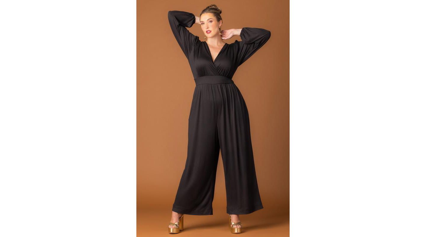 Женский комбинезон Kiyonna Plus Size Brigitte Long Sleeve Wide Leg Jumpsuit, цвет: Чёрный — фото 5