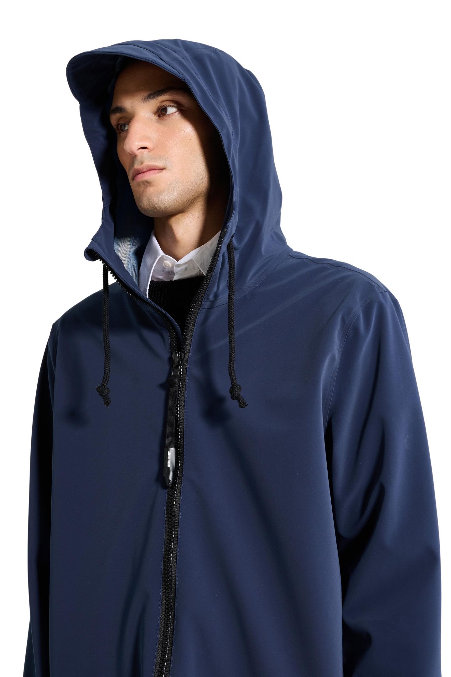 Мужские куртки Stutterheim Classic and Unisex Stockholm Patch Raincoat, цвет: Тёмно-синий — фото 6
