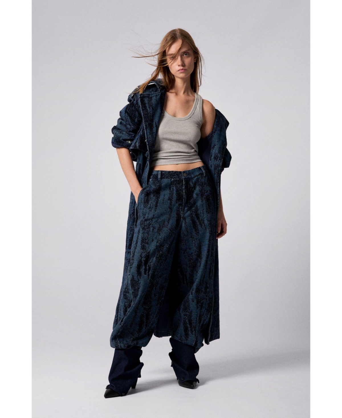 Desigual Women's Jacquard gradient denim trousers