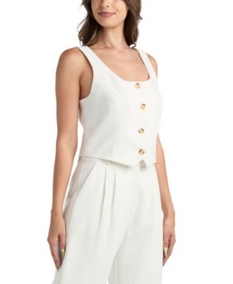 Juniors' Scoop Neck Sleeveless Vest