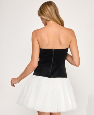 Juniors' Strapless Bow Front Dress
