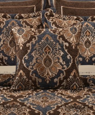 Sofia Chenille Damask Decorative Pillow, 20" x 20"