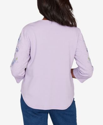 Women's Petite Hilton Head Embroidered Sleeve Textured Top