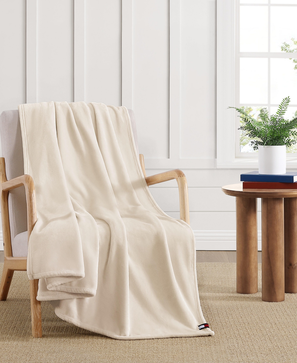 Tommy Hilfiger Solid Plush Blanket, Full/queen In Neutral