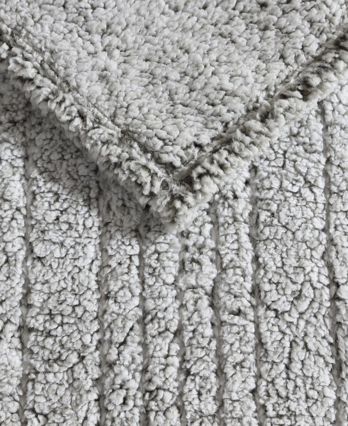 Eddie Bauer Lookout Mountain Tipped Print Sherpa Heated Blanket, Twin In Gray