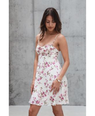 Women's Gold 30x25mm Sun Moon Dial Link Bracelet Watch