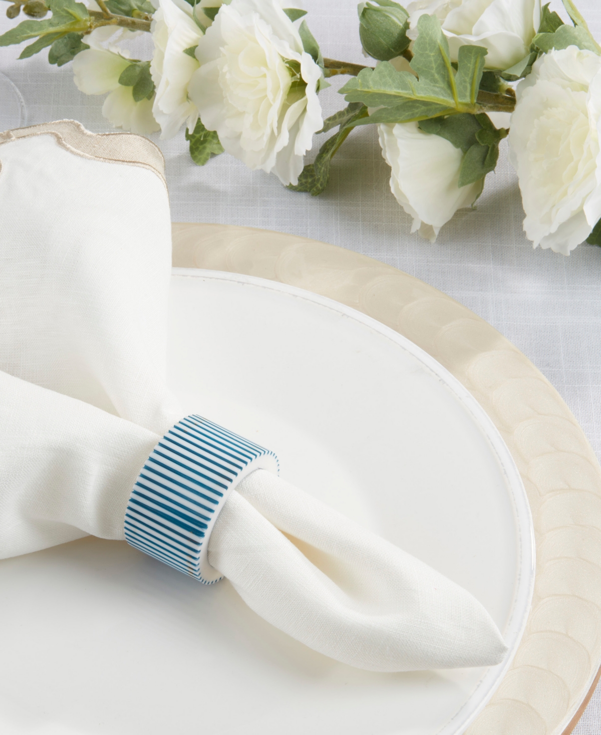 Saro Lifestyle Ribbed Napkin Ring, Set of 4