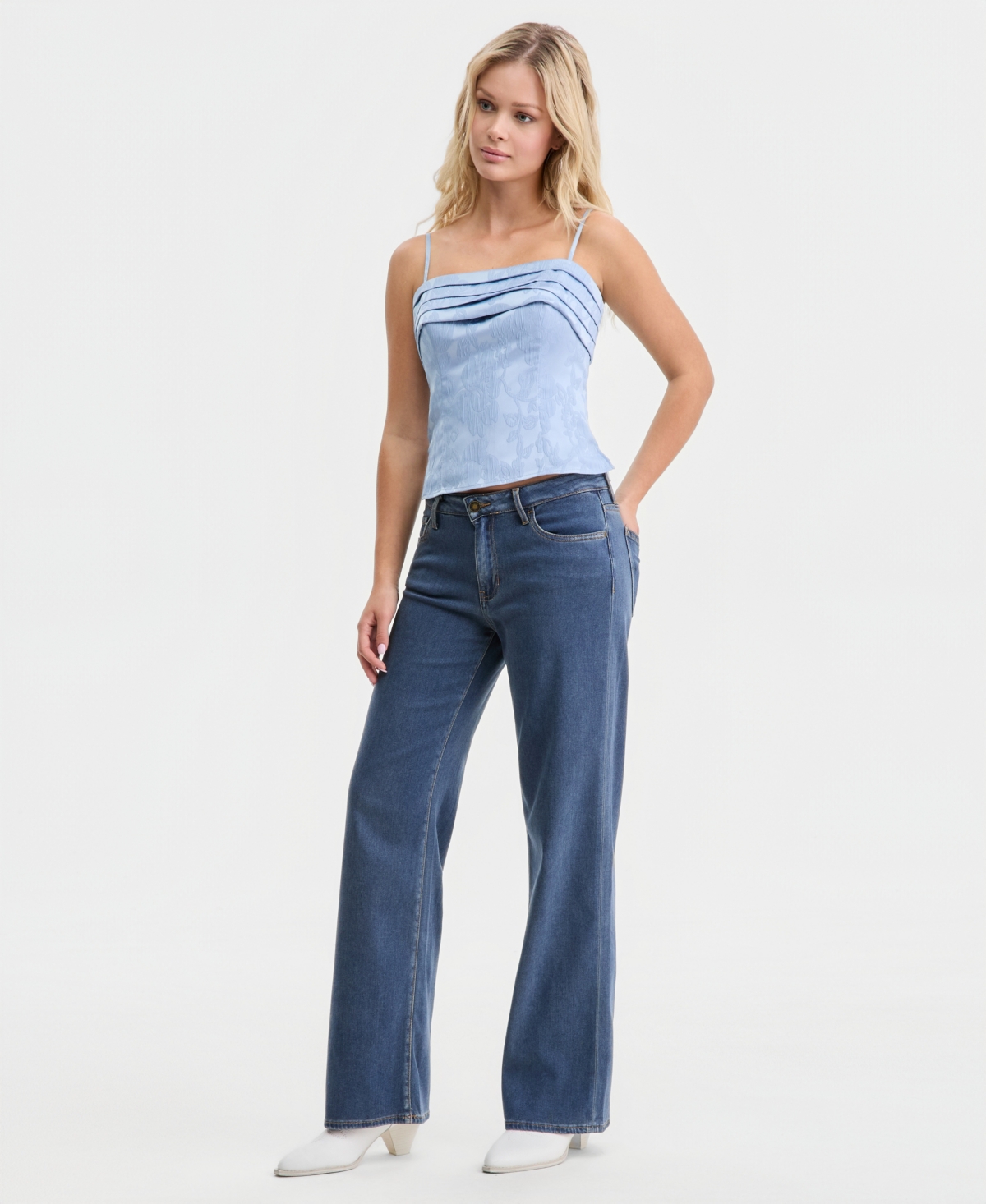 Guess Women's Mid-Rise Slouchy Jeans