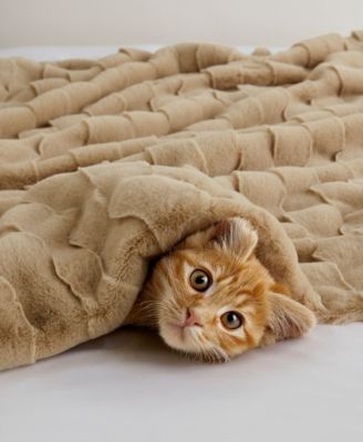 Vivienne Faux Fur Throw, 50" x 60"