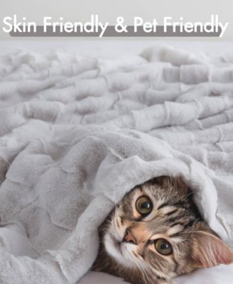 Vivienne Faux Fur Throw, 50" x 60"