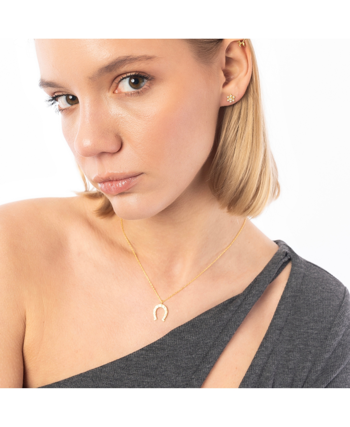 Spero London Sterling Silver Horseshoe Equestrian Necklace