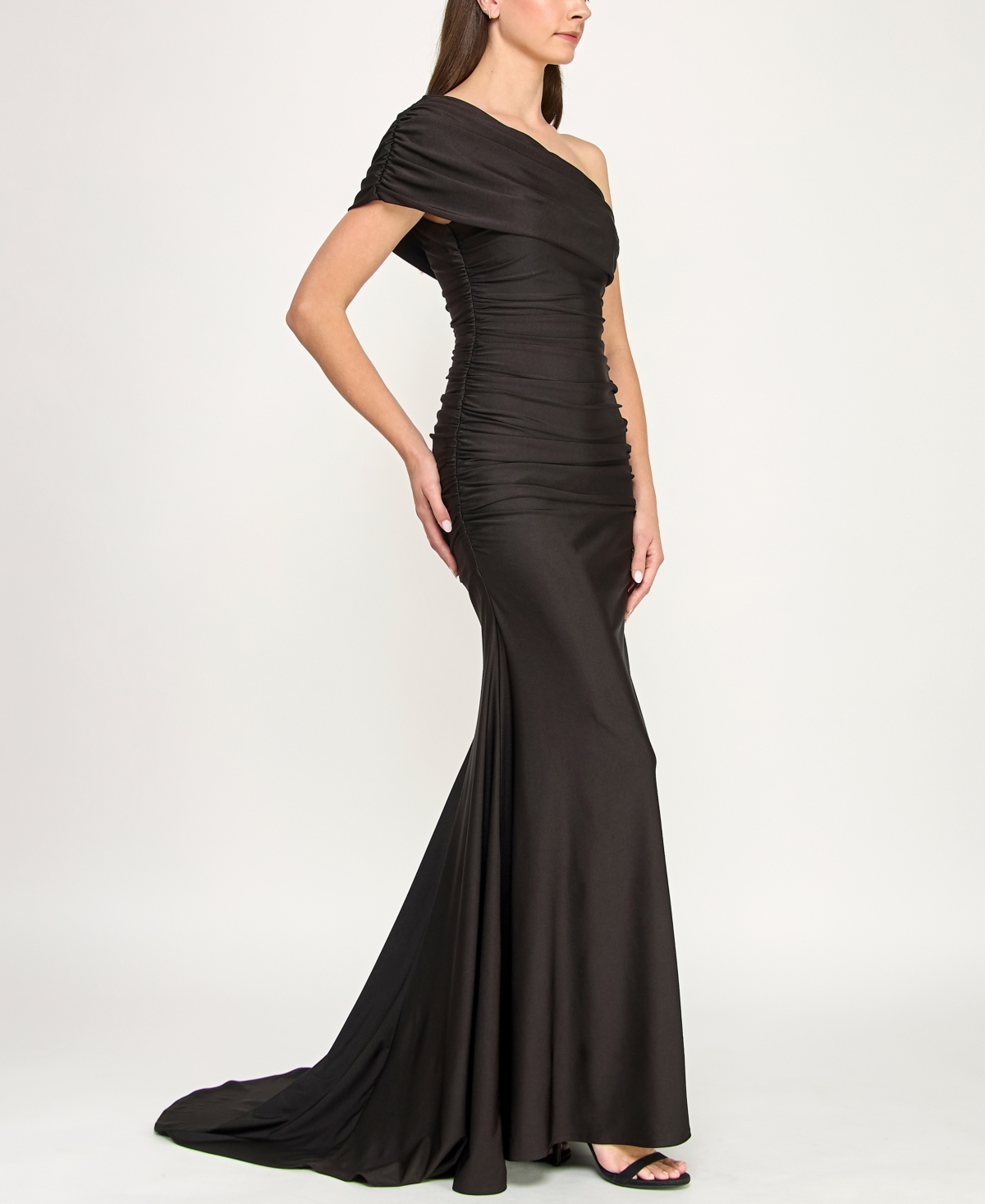 B Darlin Juniors' One-shoulder Draped Floor-sweeping Gown In Black