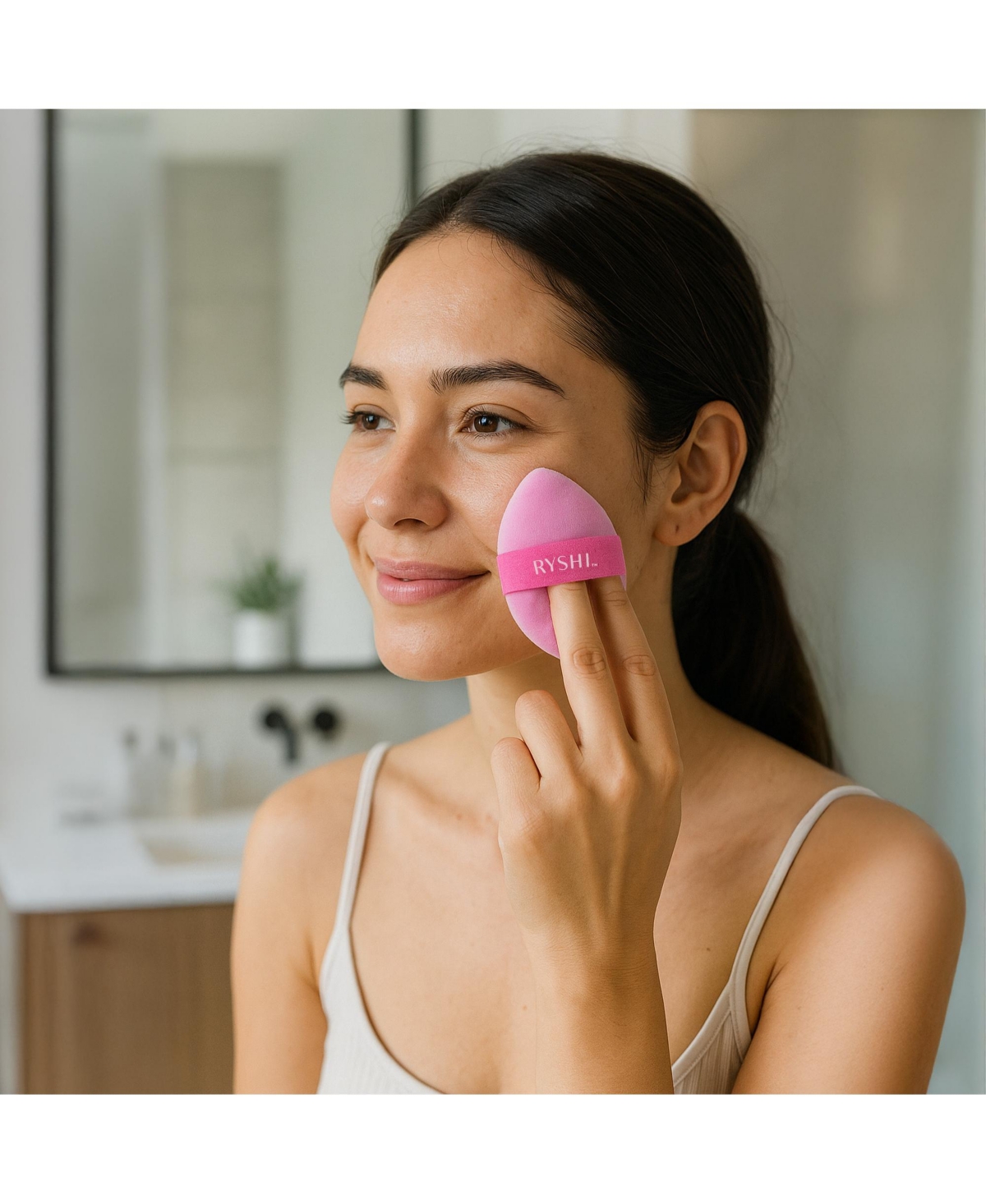 Pursonic Flawless Finish Makeup Bundle: Finger Beauty Blenders + Reversible Sponge